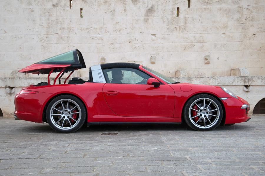  Porsche 911 Targa 2014 года  (фото 32 из 42)
